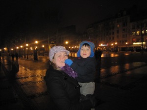 Luca and mommy in Place d'Armes